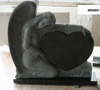 heart-monument-with-angel